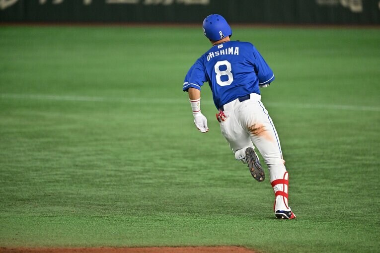 プロ3年目の12年から12年連続で100安打以上をマークしてきた大島　©︎Hideki Sugiyama