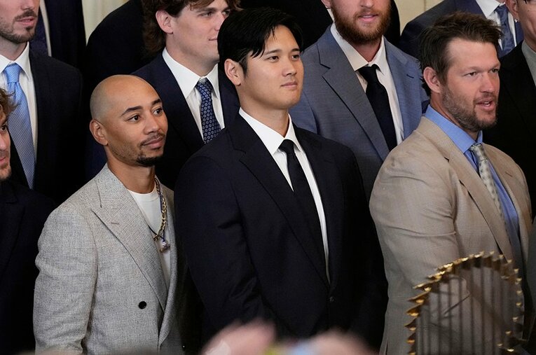 【ドジャースのテレビに映らない名場面】ベッツ、カーショウらドジャース歴戦の雄も大谷翔平の才能を、心底から認めている　©AP/AFLO