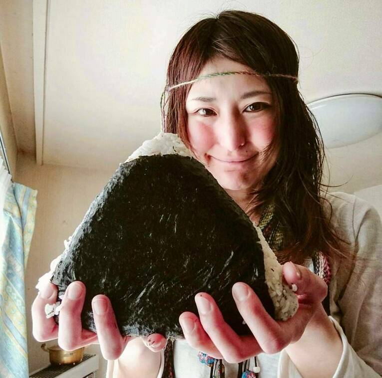 現在は『水曜日のダウンタウン』などのTV番組に加え、YouTubeでも活躍中のアンジェラ佐藤　©本人提供