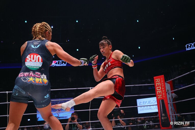 RENAvs山本美憂　©RIZIN FF
