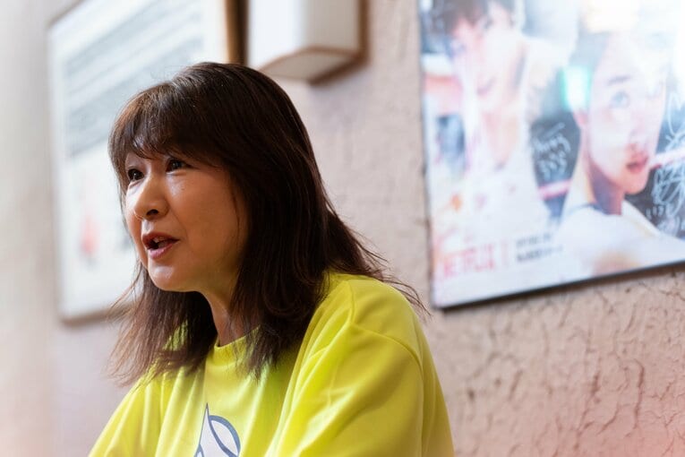 インタビューに答える現在のジャンボ堀さん（63歳）　©Shiro Miyake