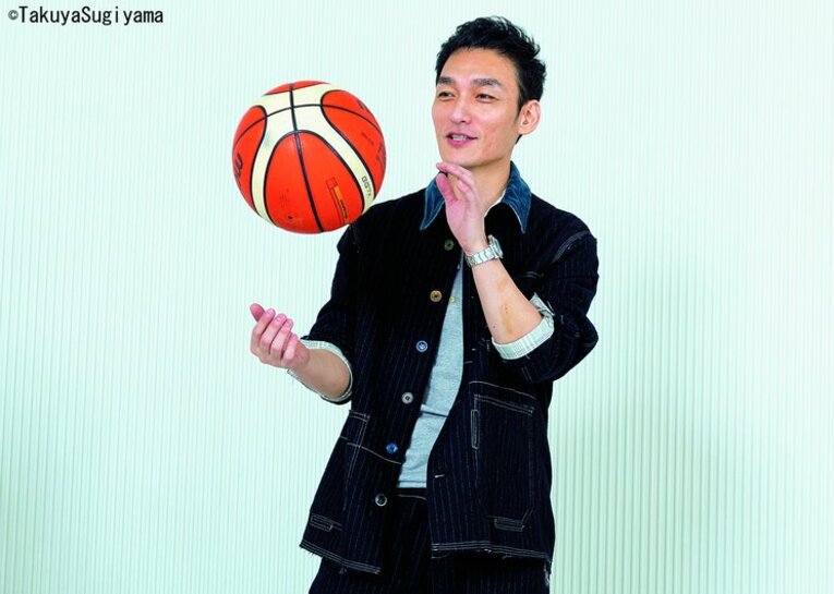 「スラダン流川みたい」とSNSで話題！ 車いすバスケ鳥海連志（22）が草なぎ剛に相談していた「東京でどんな髪型に？」《史上初の4強、メダルなるか》(15) ／ photograph by Takuya Sugiyama