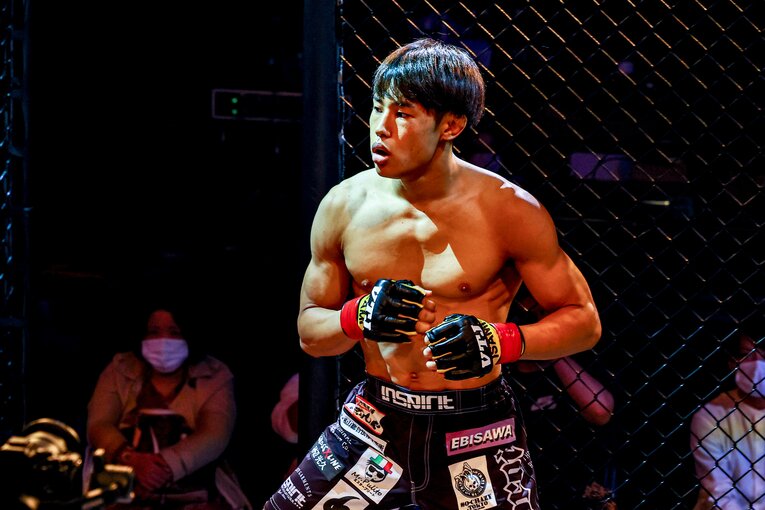 2021年11月、平良達郎は修斗フライ級王者として『VTJ 2021』のメインに登場　©Susumu Nagao