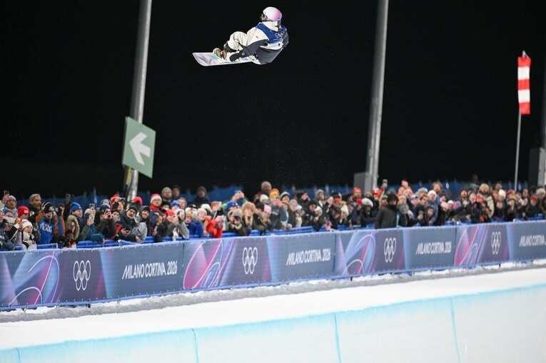 戸塚のランを連続写真で　©Nanae Suzuki/JMPA