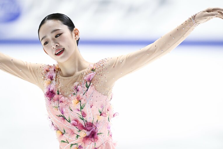 全日本選手権で演技を行う青木祐奈【スワイプするとその他の写真もご覧になれます】　©Asami Enomoto