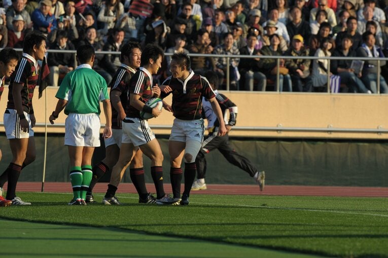 早稲田大1年時の垣永真之介（2010年）。左には先輩・山中亮平の姿も　©︎Naoya Sanuki