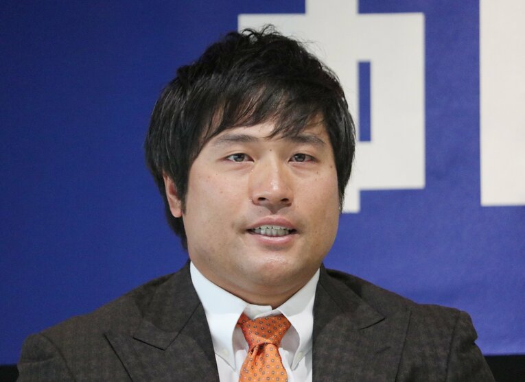 2022年10月4日に行われた退団会見　©JIJI PRESS