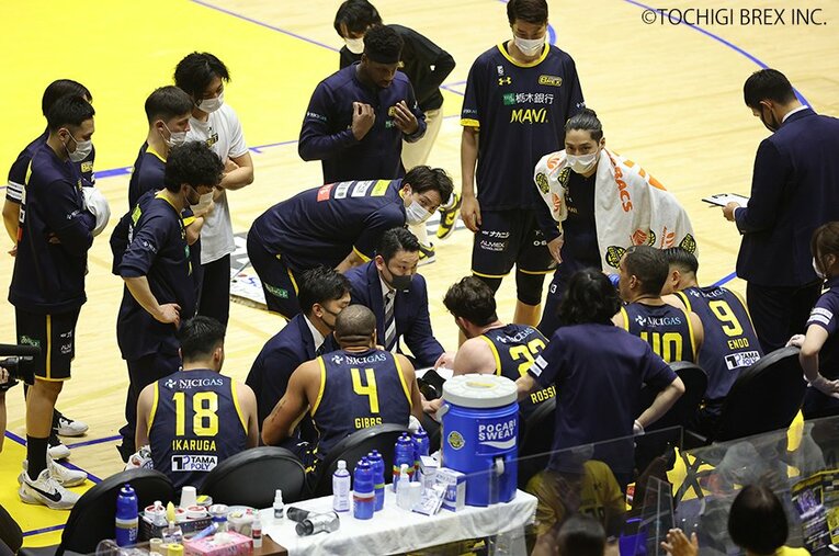 安斎HC率いる宇都宮ブレックスはCSで千葉ジェッツに敗れ準優勝に終わった ／ photograph by TOCHIGI BREX INC.