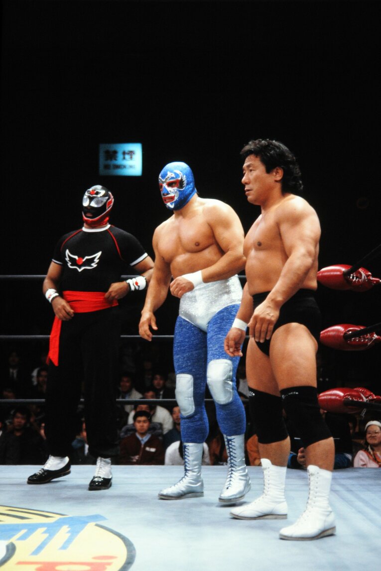 ユニバーサル時代のグラン浜田（写真右）　©AFLO