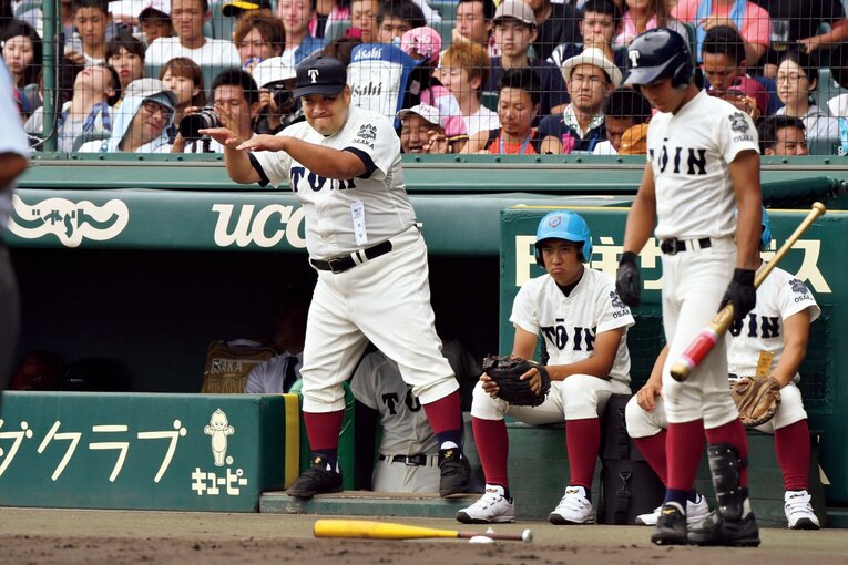 大阪桐蔭を率いて甲子園春夏通算9度の全国制覇を果たしている西谷浩一監督　©︎Hideki Sugiyama