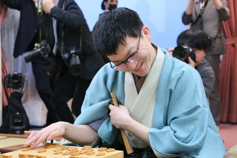 王将戦第5局、激選後の2人の様子（写真は右に続きます）　©Shintaro Okawa