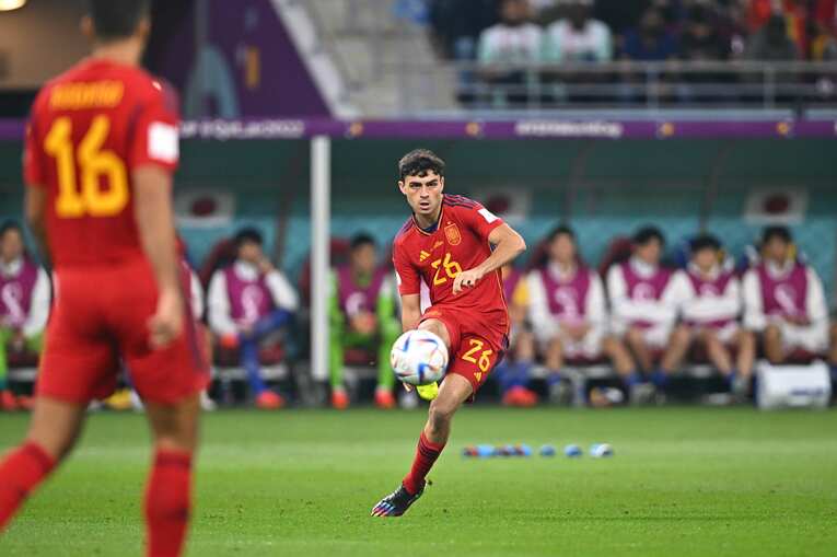 スペインの代名詞と言えば非常に高いアベレージのポゼッションではあるのだが　©Takuya Kaneko/JMPA