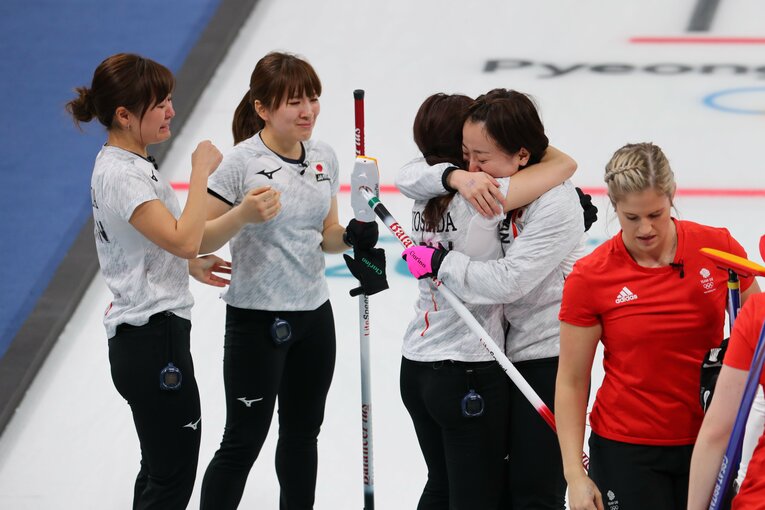 平昌五輪、ロコ・ソラーレが銅メダルを決めた瞬間　©JMPA