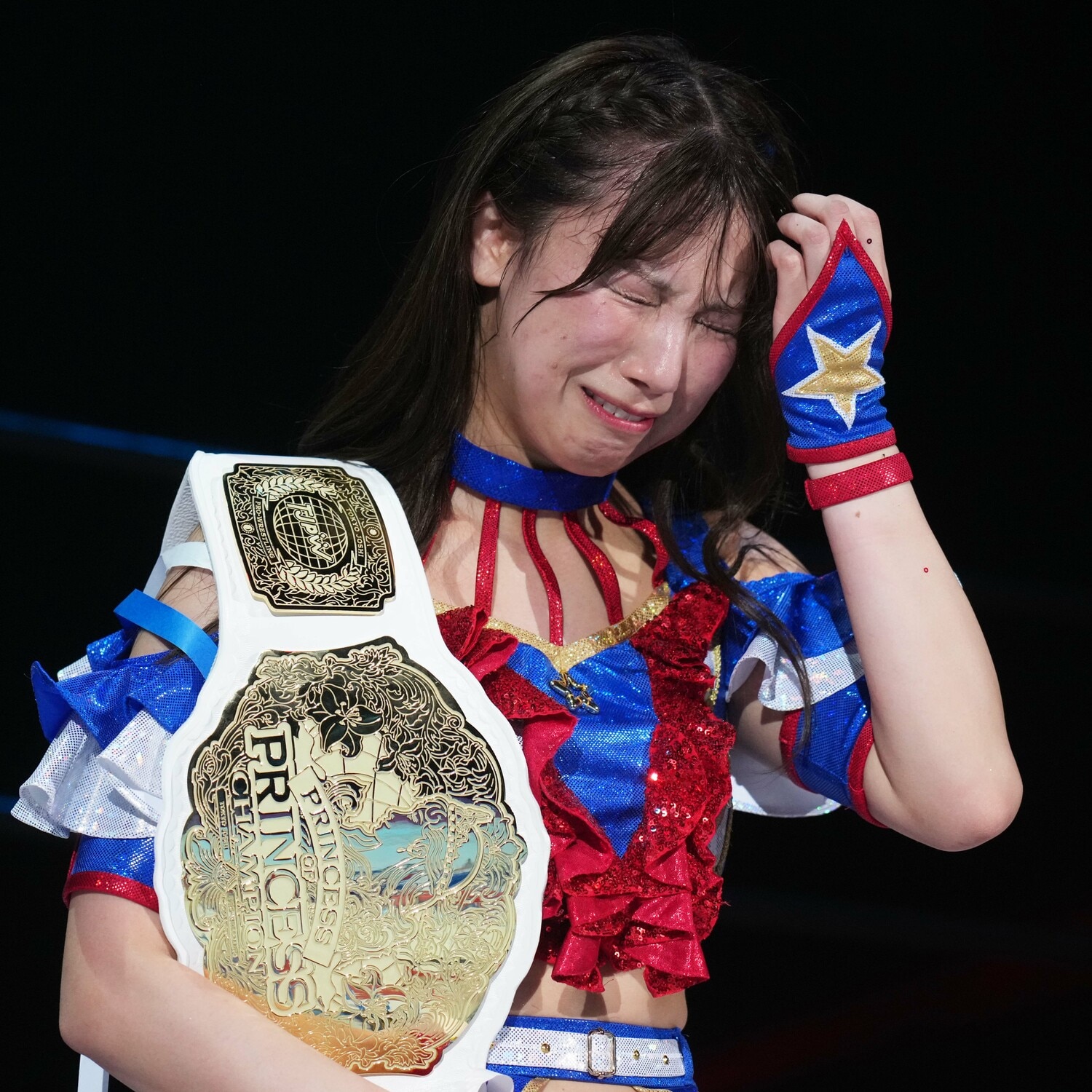 涙がこみ上げてきた荒井優希　©Essei Hara