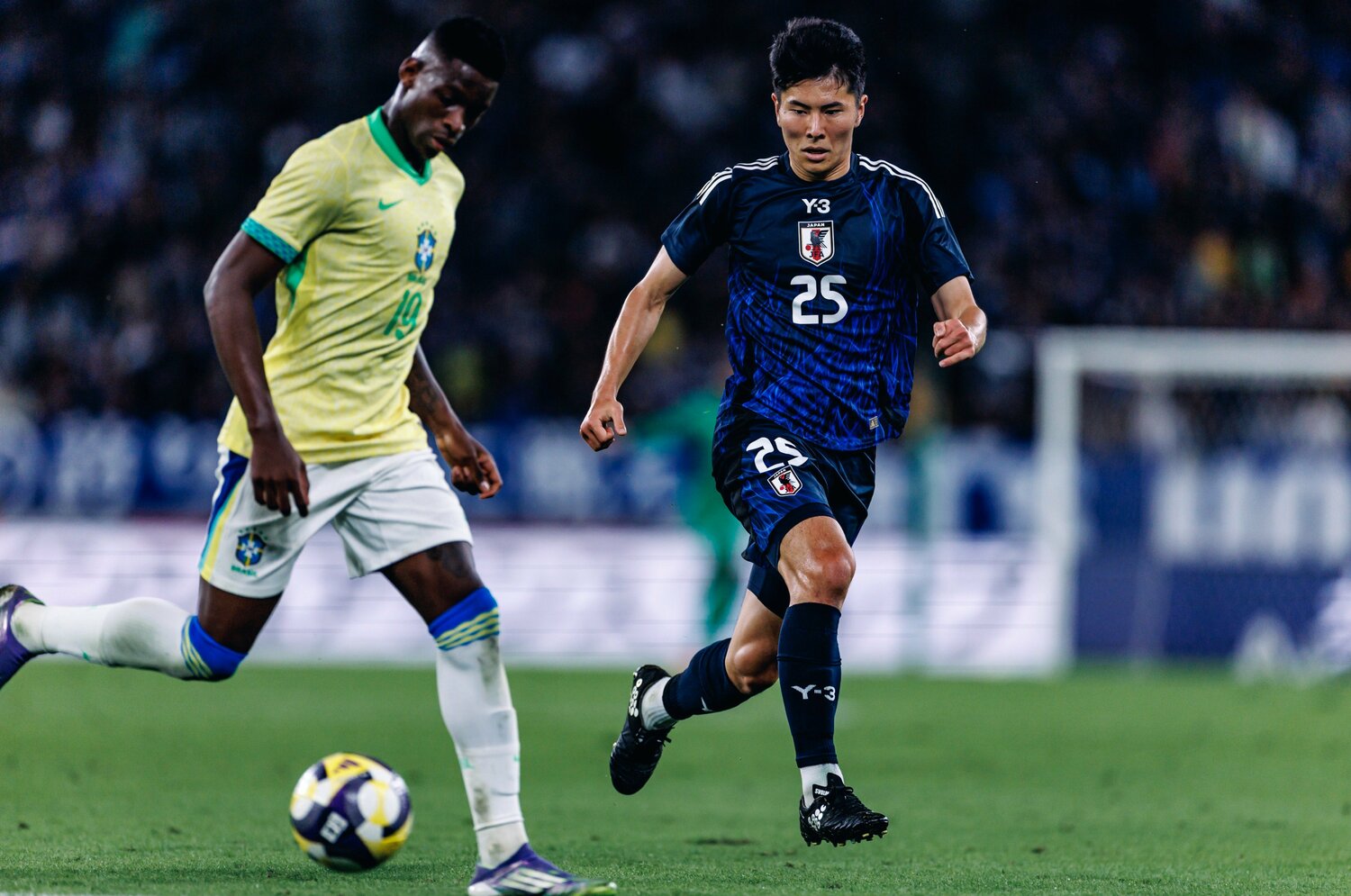 「タフさ、強さ、高さ、巧さ」でブラジル制圧の新星・鈴木淳之介に久保建英も驚嘆…超攻撃的守備“戦術カタール”遂行でメンバー入り猛アピール＜Number Web＞ photograph by Kiichi Matsumoto