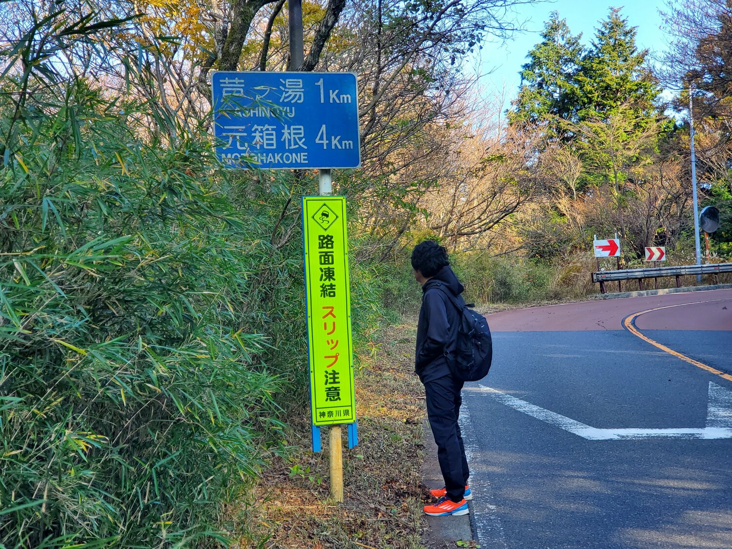 最高地点へ向けて、ひたすら国道1号を上り続ける　©Number Web
