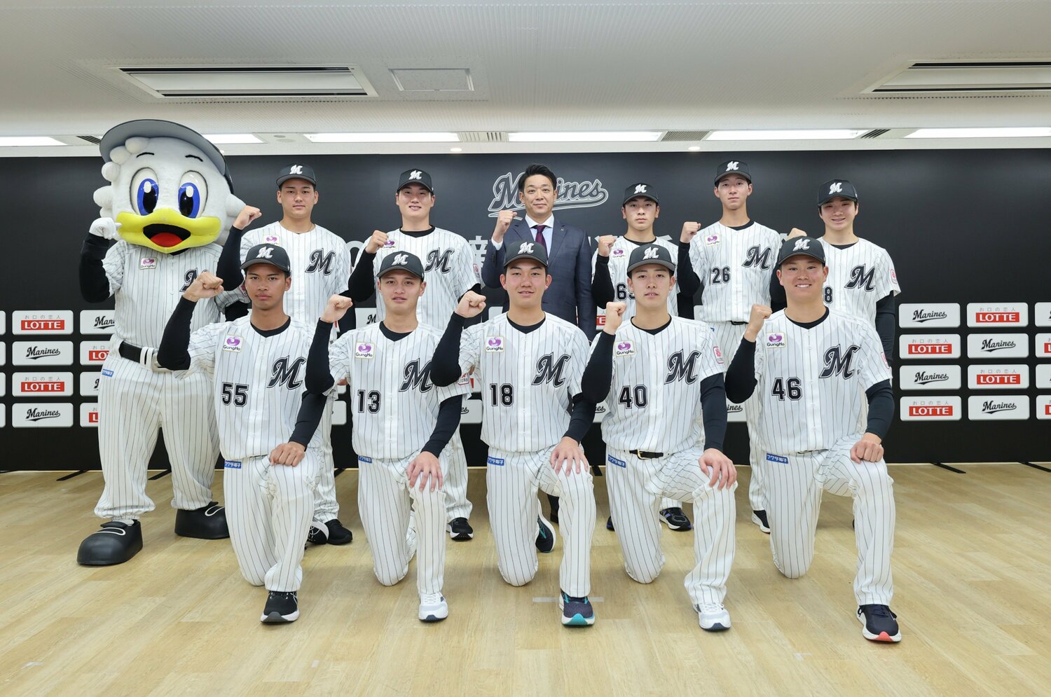 同期入団の仲間たちと　©Chiba Lotte Marines