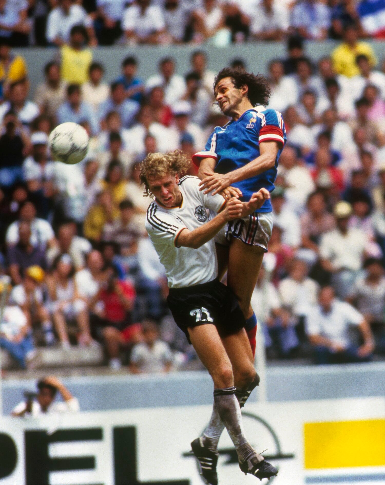 準決勝フランスvs西ドイツ　©Getty Images