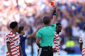 W杯「レッドカード狂騒曲」開催国・米メディアはどう報じた？「この決定は歓迎すべきもの」監督は歓喜も…結果はベルギーに1-4完敗の舞台ウラ