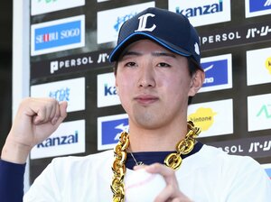 「長かったです」好調・西武で“苦節5年”の188cm右腕が初勝利…「13試合連続無失点」22歳・黒田将矢とは何者か? 恩師は「苦しいところで妥協しない」