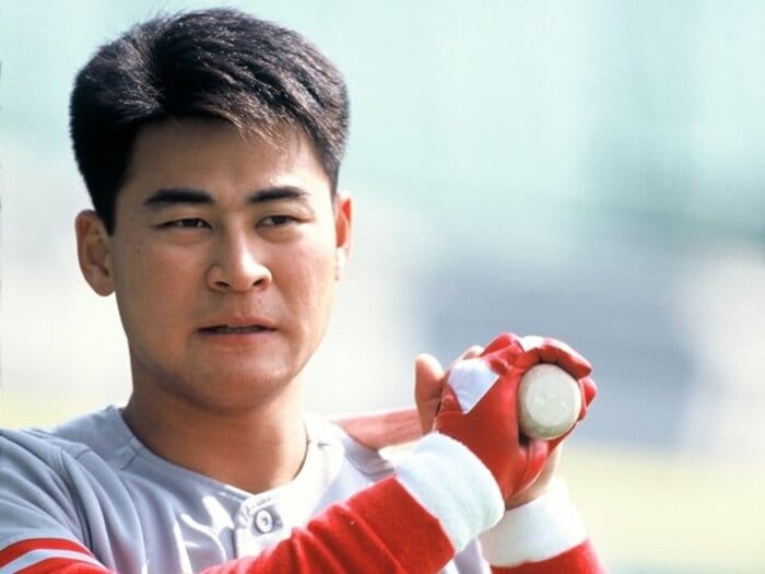 イチローが憧れ、落合博満が「天才」と評した悲運の名打者…打率3割11回、アキレス腱断裂で「ワシはもう終わった」前田智徳、天才の苦悩＜Number Web＞ photograph by Koji Asakura