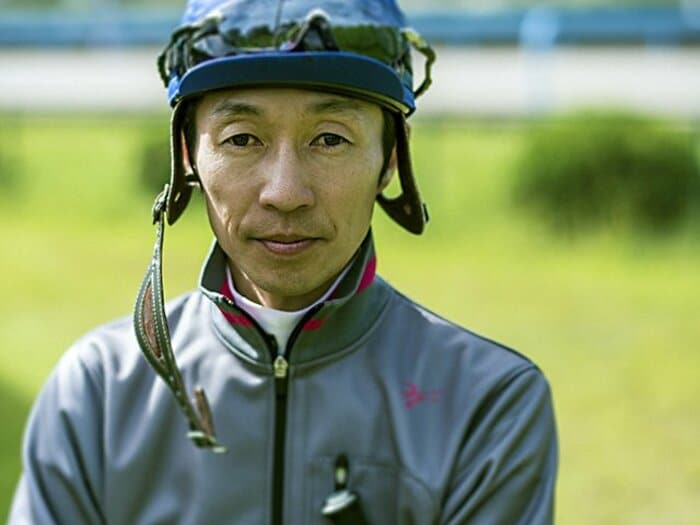 【武豊52歳に】天才ジョッキーが漏らしたディープの重圧、デムーロ「ユタカさんは嫌いだよ!」の真意とは<Number Web> photograph by Takuya Sugiyama