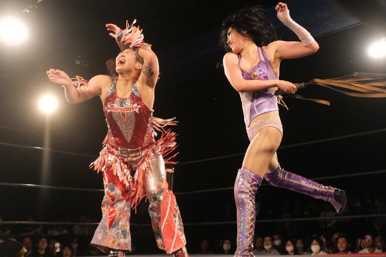 「あんまり胸を張って言えなくて…」悩んでいたAZMを受け入れた“5人のお姉ちゃん”との話…キャリア10周年「クソガキ全開で（笑）」(53)