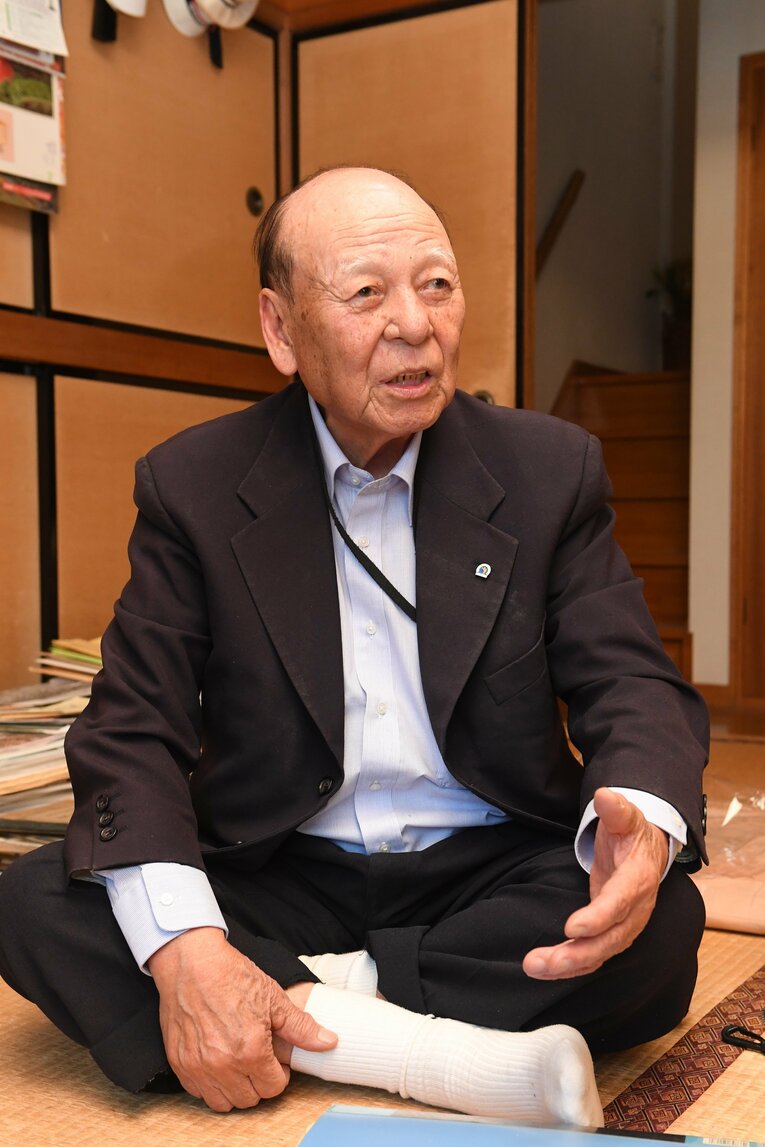 恩師・岡部平太の教えについて語る田中茂樹　©Koh Tanaka