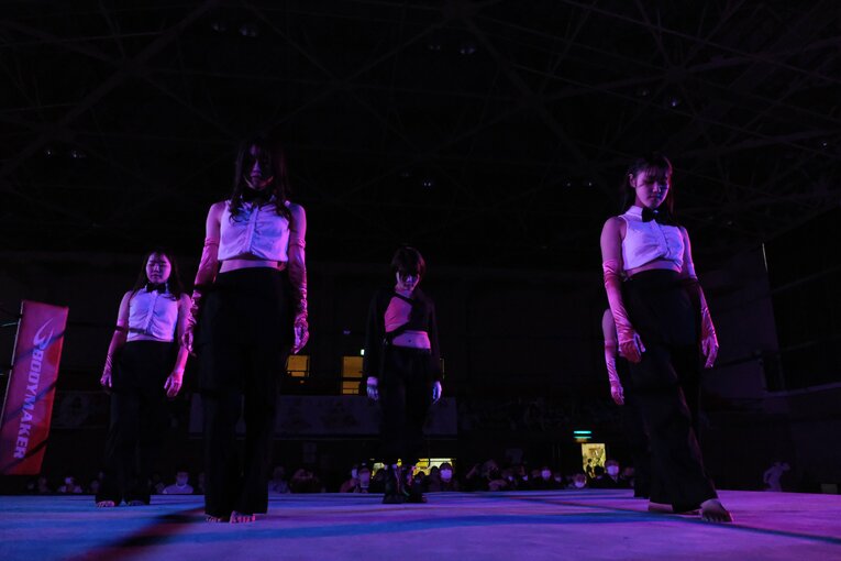 「可憐ですねぇ」人気女子レスラー・安納サオリに観客もウットリ…初の凱旋大会に滋賀が沸いた日「“絶対不屈彼女”は泣かないんです」(48)