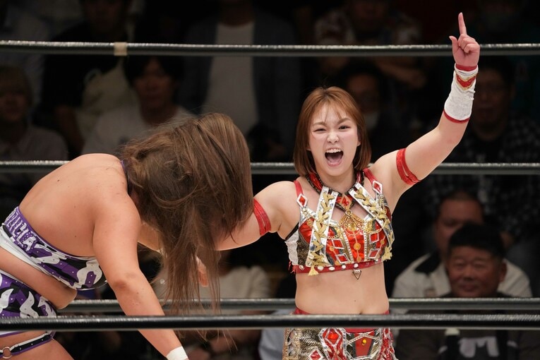 観客にアピールするSareee　©Masashi Hara