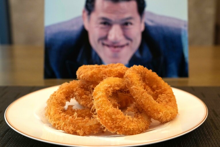 猪木が愛したオークラのオニオンリング