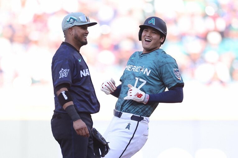 異例の「シアトルに来て！」コールの中プレーした大谷翔平　©JIJI PRESS