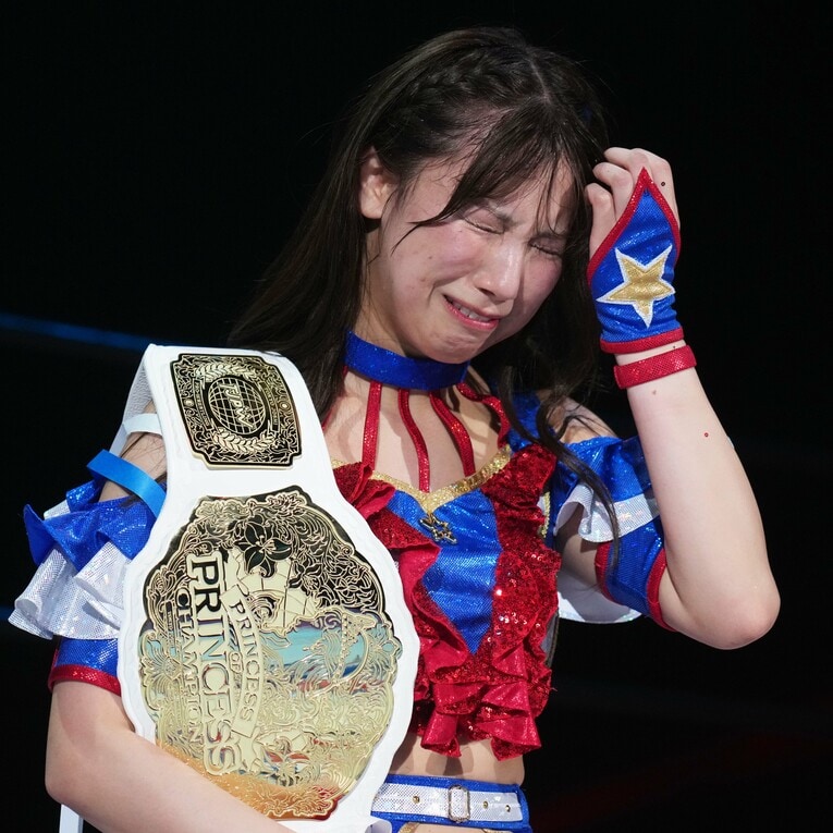 涙がこみ上げてきた荒井優希　©Essei Hara