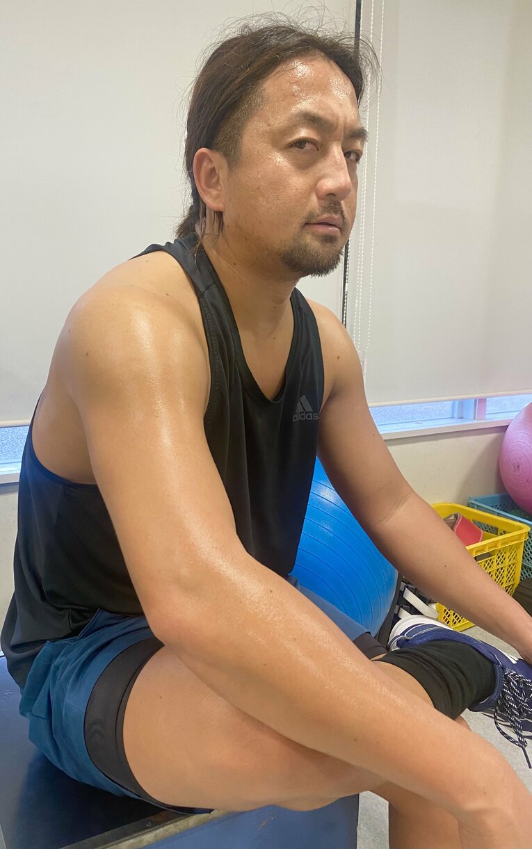 早朝の筋トレ風景　©︎Chiba Lotte Marines