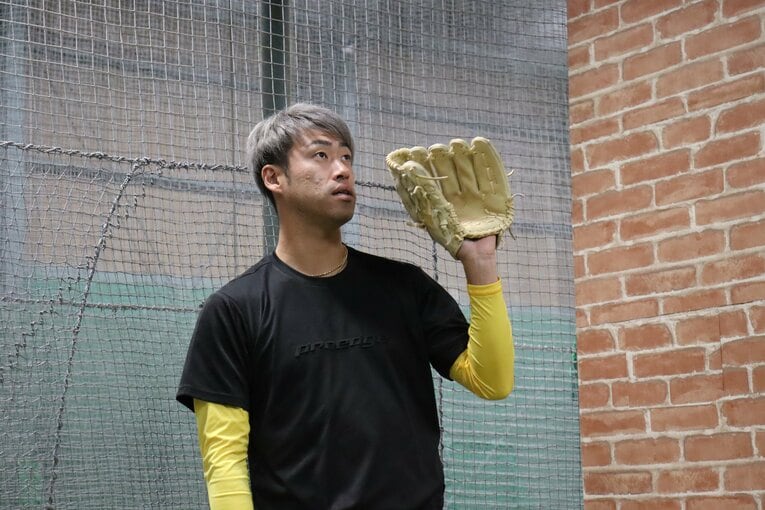 独立L「千葉県民球団」で兼任コーチを務める秋吉亮　©Genki Taguchi