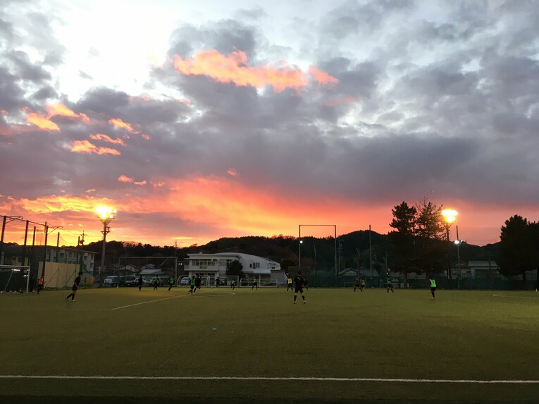藤枝東サッカー部の練習風景　©Takahito Ando