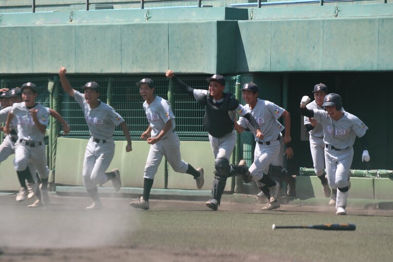ユニフォームのモチーフはMLBのマイアミマリーンズ　©Fumi Sawai