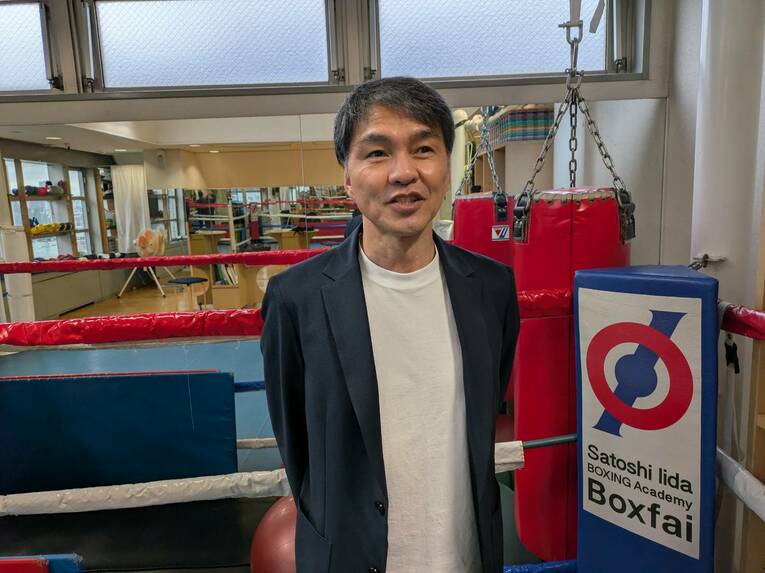 「拓真選手にとっても天心選手にとっても今後に向けて大きな意味を持つ一戦」と語った飯田覚士氏　©️Toshio Ninomiya