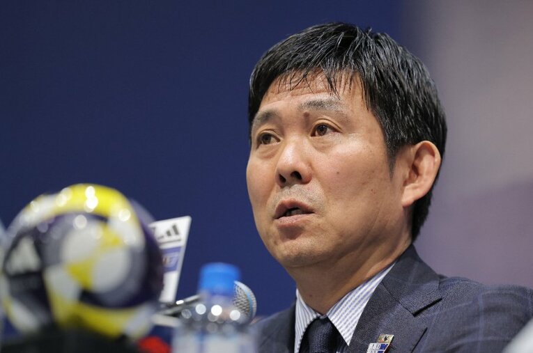 5月23日の記者会見。日本代表の森保一監督はいつになく真剣な表情で「佐野海舟の招集」について語った ／ photograph by JIJI PRESS