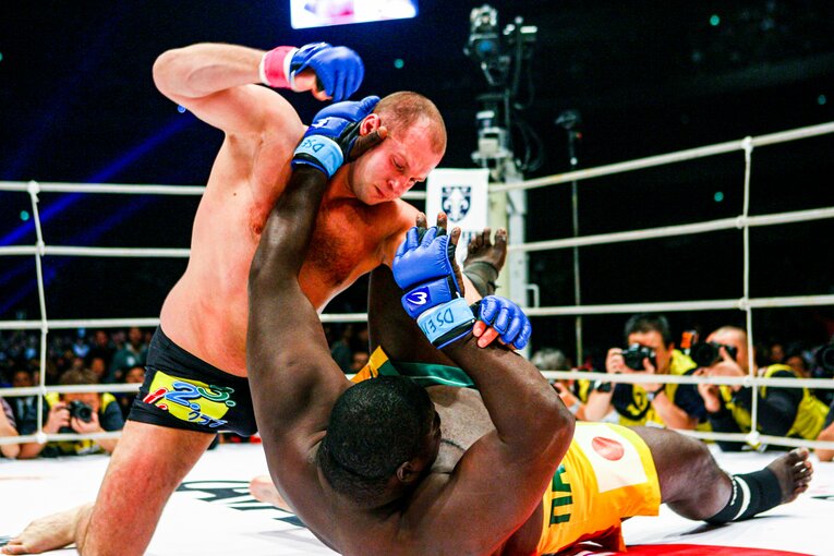 巨漢ズールをわずか26秒でKOしたヒョードル