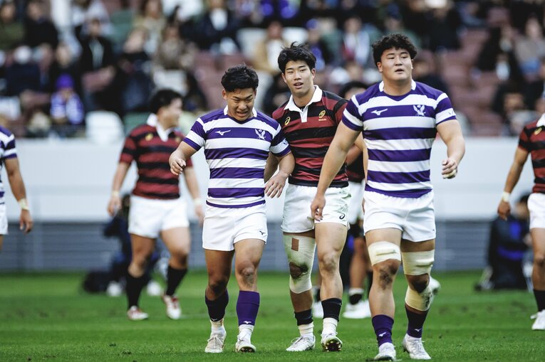 WTB海老澤琥珀（明大2年）、FB矢崎由高（2年）©︎Kiichi Matsumoto