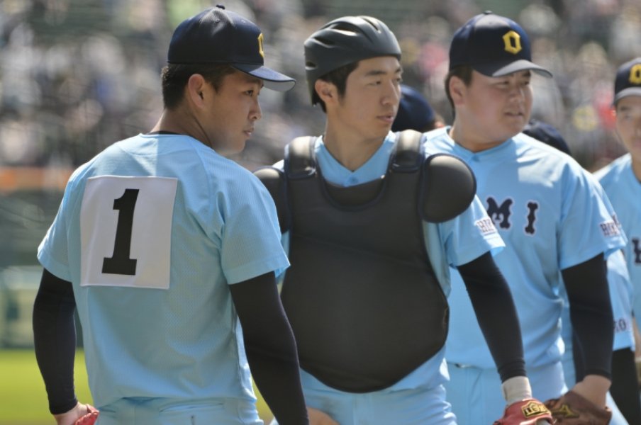 近江の選手「ホンマに明日、甲子園で試合すんのかな?」“落選ショック→繰り上げ出場→準優勝”…その時、選手&監督は何を思ったか?<Number Web> photograph by Hideki Sugiyama