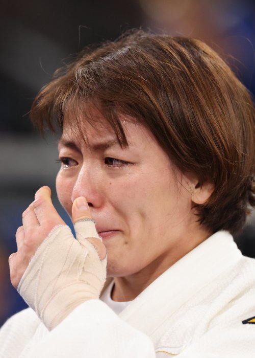 パリ五輪女子63㎏級、2回戦で敗れて涙した高市未来