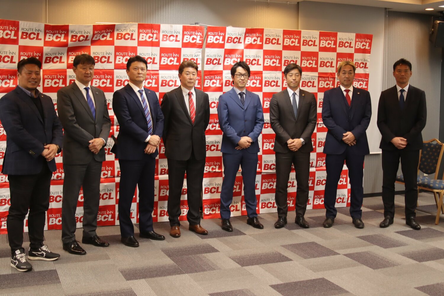 BCリーグ監督記者会見。右から4人目が茨城、伊藤監督　©Kou Hiroo