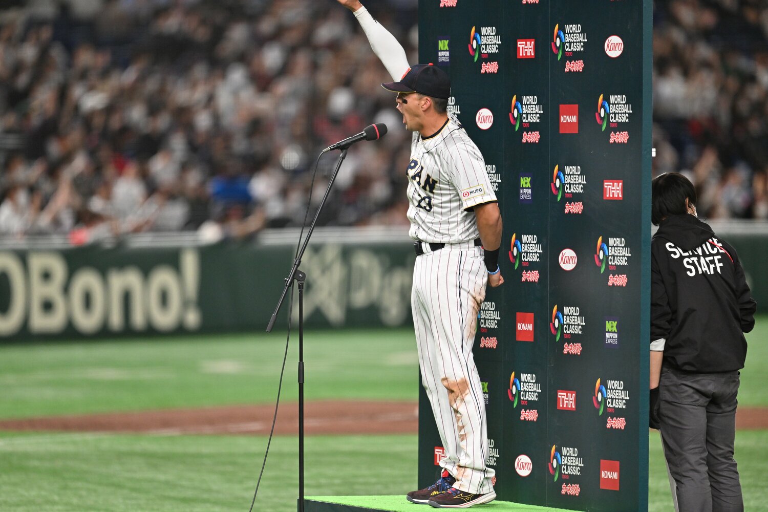 「ありがとう、ありがとう、ありがとう」 ©Naoya Sanuki