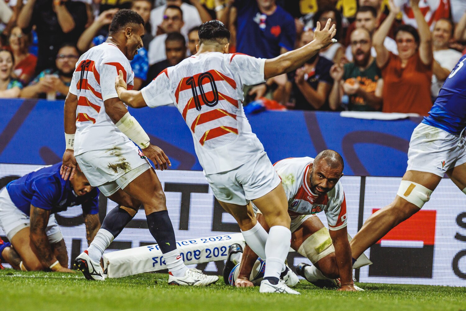 サモア戦の32分にトライを決めたリーチ マイケル ©Kiichi Matsumoto