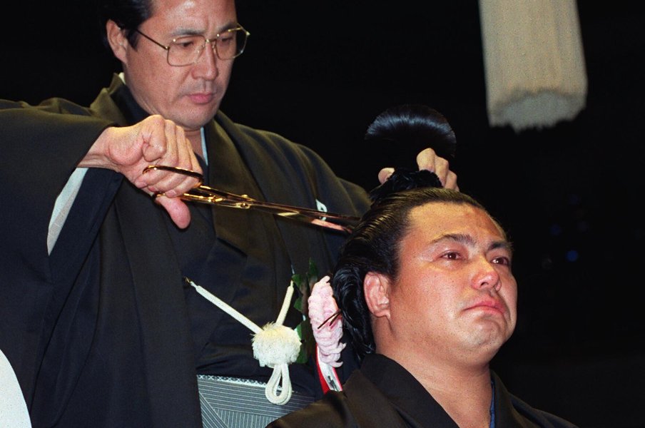 「負けても引退しないよ」千代の富士35歳「貴花田18歳に負けて引退」は本当か？ じつは違った“最後の対戦相手”…元NHK名物アナが語る大横綱の引き際