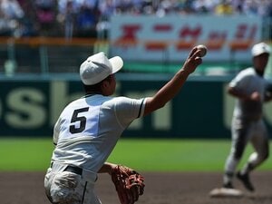 二松学舎で1年秋から3番を打つ男。平間陸斗の精神年齢と実戦力に唸る。