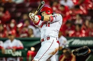 メジャーリーグ挑戦表明・鈴木誠也（27）の同世代は“スター”ばかりで超高給？ 大谷翔平は3億円超、“収入事情”と実績を調査してみた