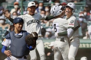 注目度ナンバー1投手、小園健太（市立和歌山）の“想定外”「なぜ初戦でチェンジアップ＆カットボールを控えた？」【センバツ】